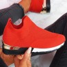 Tênis esportivo em mesh - slip on - com plataforma alta