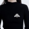 Broche de prata em forma de abelha - com uma pérola
