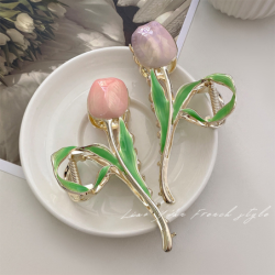 grampo de cabelo em forma de tulipa