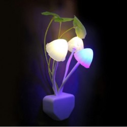 Luz noturna LED - plugue na parede - cogumelos coloridos / flor de lótus