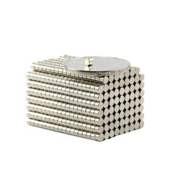 N35 - ímã de neodímio - disco forte - 3mm * 2mm - 100 peças
