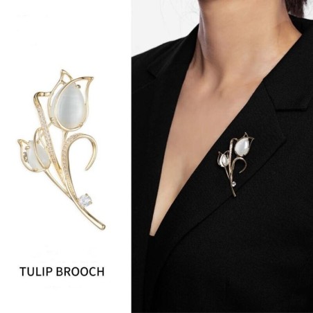Broche em forma de tulipa branca - com cristais