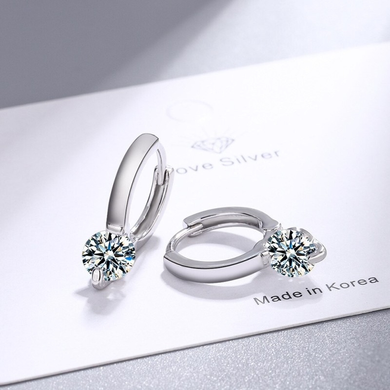 Small round earrings with white crystalsEarrings