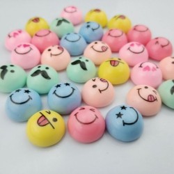 Ímãs decorativos de geladeira - carinhas sorridentes - 36 peças -
