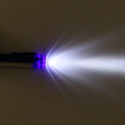 LED de COB Mini caneta multifunções Lâmpada de tocha de mão com ímã