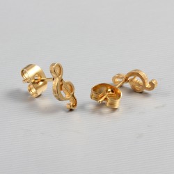 Brincos de notas de música dourada