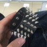 Pulseira de couro Stud Rivet de quatro linhas Unisex