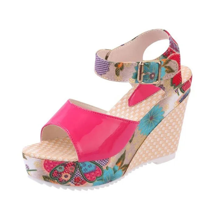 Flower pattern wedge heel sandalsSandals