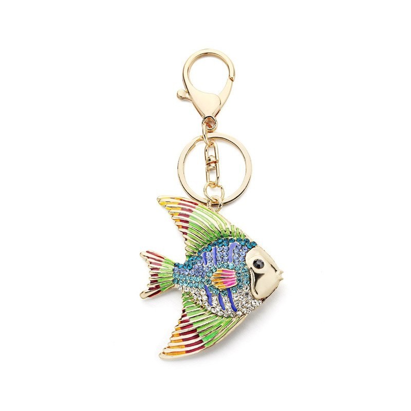 chaveiro de peixe de cristal e esmalte
