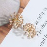 Pearl flower - small stud earringsEarrings