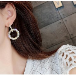 Elegant crystal earringsEarrings