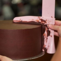 Espatula ajustável - alisamento de bolo de creme
