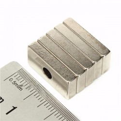 N35 forte neodímio ímã cuboide 20 * 10 * 4mm com 4mm furo 5 pcs