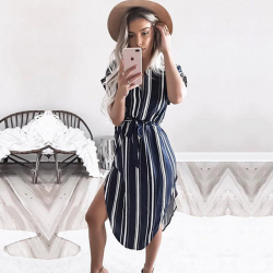 Elegante vestido listrado