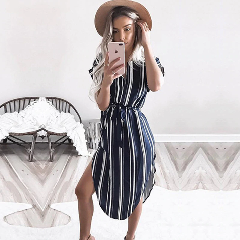 Elegante vestido listrado
