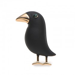 Broche elegante com corvo preto