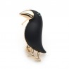 Broche elegante com corvo preto