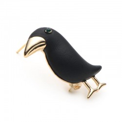 Broche elegante com corvo preto