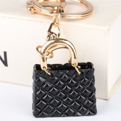 Bolsa preta de cristal - chaveiro