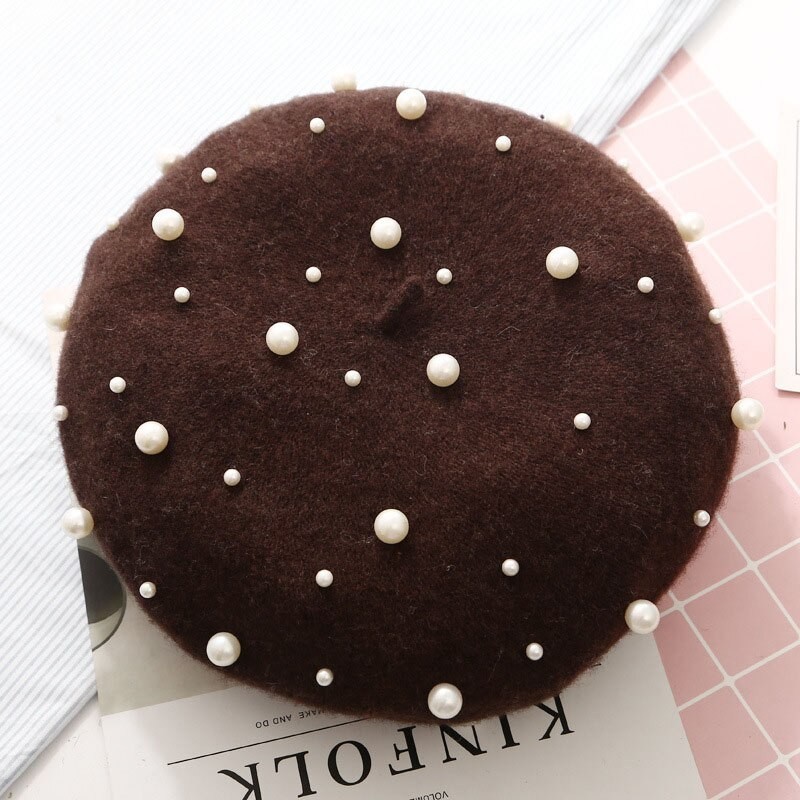 Elegant wool beret with pearls - hatHats & Caps