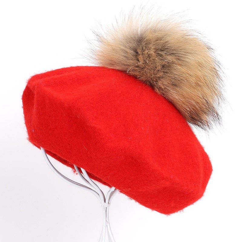 Elegante beret com pele pom-pom