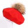 Elegante beret com pele pom-pom