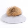Elegante beret com pele pom-pom