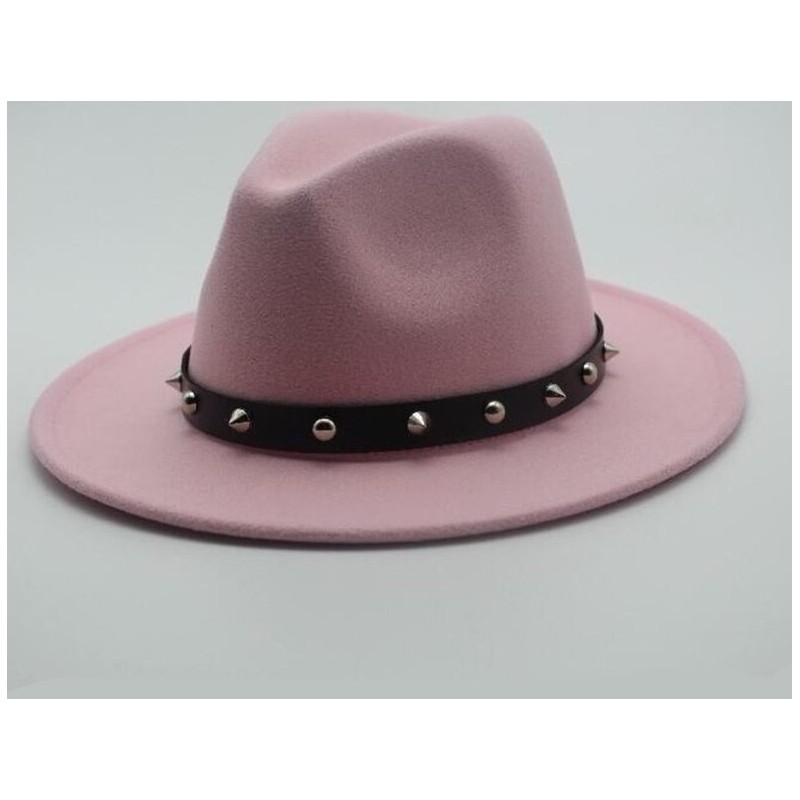 Chapéu elegante com uma borda & rebites