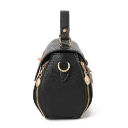 Modern design - small leather bagHandbags