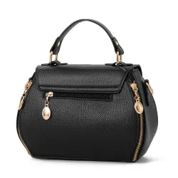 Modern design - small leather bagHandbags