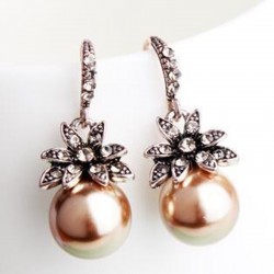 Brincos de luxo vintage com flor de cristal e pérola