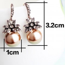 Brincos de luxo vintage com flor de cristal e pérola